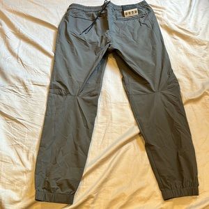 Banana Republic - Slim Motion Tech Jogger - M - Gray - *BRAND NEW, NEVER WORN*